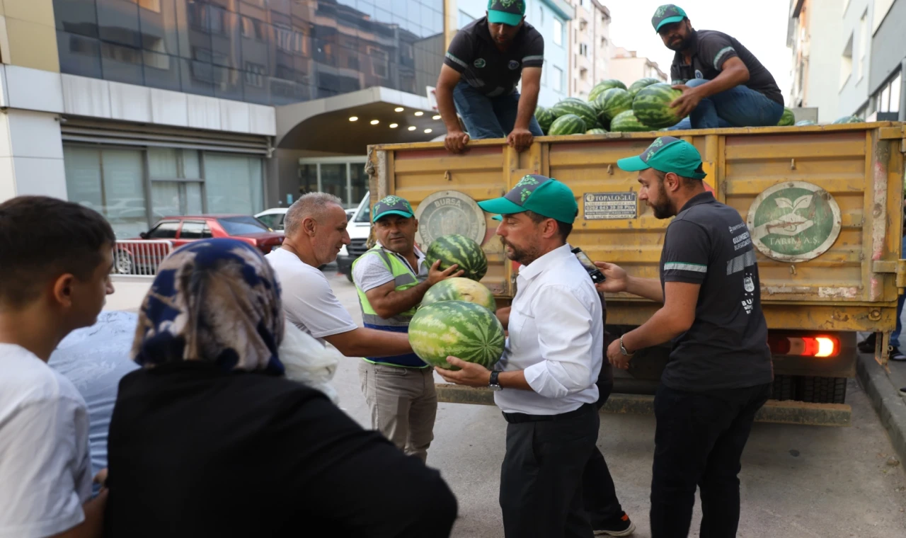 Başkan Bozbey: ”Köylünün malını tarlada bırakmayacağız”