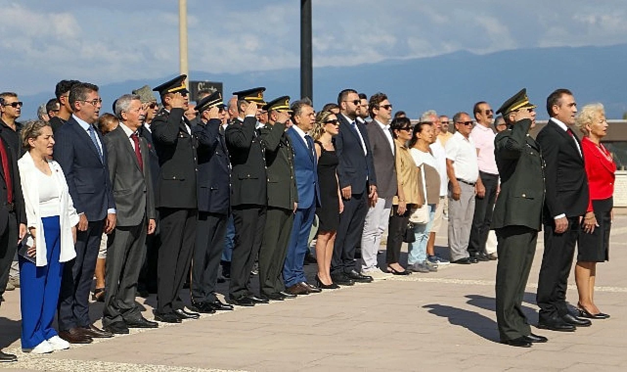 Burhaniye’nin düşman işgalinden kurtuluşu törenlerle kutlandı